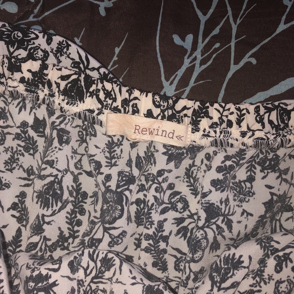 Romper - Picture 5 of 6